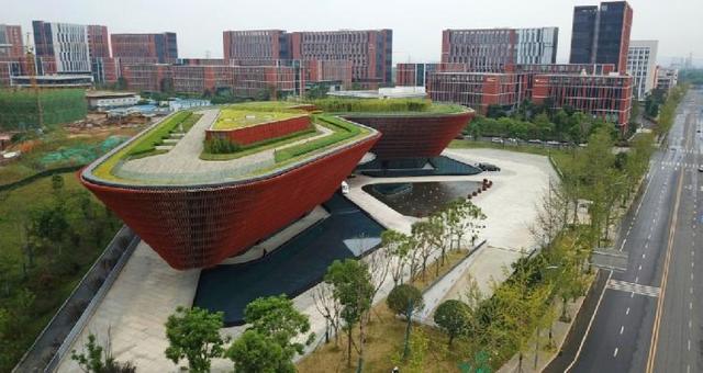 双城新发现丨成都高新区大力发展的新经济，到底新在哪？