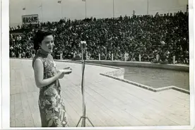 传奇女星李香兰百年图片