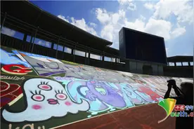 童趣盎然！日本大阪自行车道大型涂鸦吸睛图片