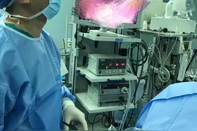 60岁杭州大伯贴秋瞟上瘾，接连胡吃海喝十多顿后，烧心呕吐……图片