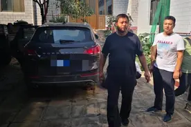 安阳一男子以亲友名义租车11辆 转手抵押100多万元挥霍图片