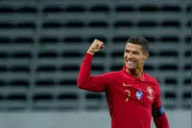 “我不追逐纪录，是纪录跟在我身后”，这份霸气只属于C罗图片