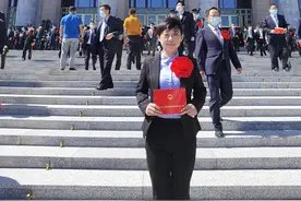 李慧医生获“全国抗击新冠肺炎疫情先进个人”称号图片
