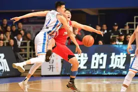 大鲨鱼功勋离队，蔡亮签约加盟NBL冠军安徽文一图片