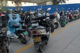 不少摩托车重现郑州街头，是“禁摩令”松了吗？图片