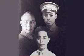 他是“伍豪事件”的始作俑者，曾用八万大洋买周恩来人头，周恩来参加他的追悼会时却流下热泪图片