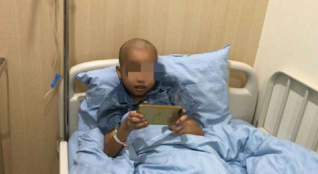 残疾父亲为血癌儿子求助，汕头8岁男孩急需30万元化疗费