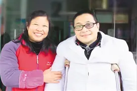 37年，拄双拐，守护村民健康图片