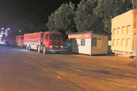 司机用无人机监控治超警车 交警将计就计查处13辆超载货车图片