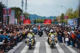 9月19-22日，中国摩博会请你在重庆骑摩托吃火锅图片