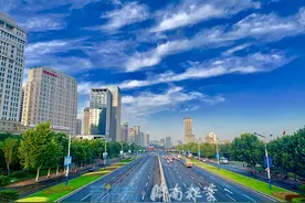 济南：一座有温度的城市，她富于关爱精神，满满正能量图片