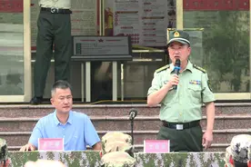 140名新兵即将启程前往各自部队图片