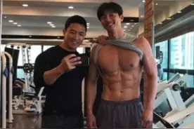 韩国40多岁身材依旧很好的演员们图片
