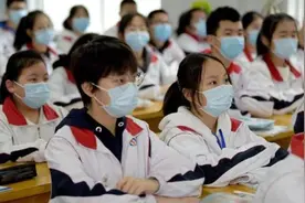 武汉规范中小学生校服采购：遵循自愿原则，提倡“一校一款”视频封面