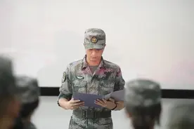 今天，肩上的“担子”又重了图片