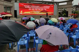 中国煤矿文工团“我们的中国梦”文化进万家巡演走进灵武图片