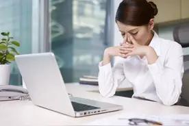 祛湿常按这两个穴位，缓解症状，增强脾胃能力图片