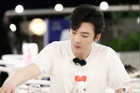 《中餐厅》“万能员工”刘宇宁：在武汉制作爱心盒饭一天做800份，很自豪图片