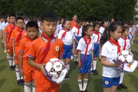 47秒丨强强合作！潍坊这两所学校正式成为“鲁能青训足校人才基地”图片