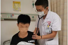 可怕！12岁男孩被查出肺癌晚期，妈妈哭诉：“都怪我们！”图片