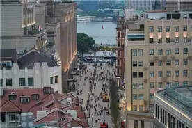 多图来袭！开街前南京东路东拓段的夜晚图片