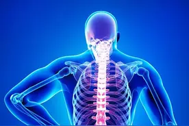 曾至立：腰痛并不都是腰椎间盘突出图片