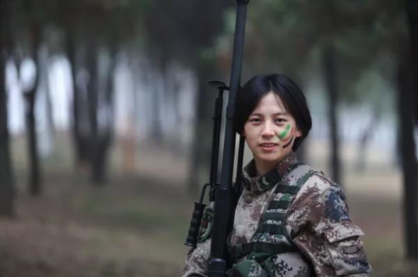 这个“00后”，是怎么成长为“女枪王”的？