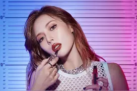 性感美艳“小野马”泫雅来了！让女生们都羡慕的御姐图片