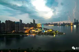 闪电，天空中的暴力美学图片
