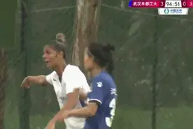 足协重罚女足斗殴！上海外援卡米拉停赛十场，全队罚款20万图片