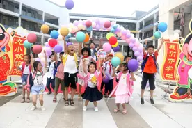 钟山县四所教育扶贫项目学校建成开学图片