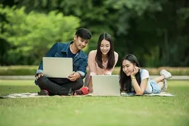 国家卫健委：建立学生心理健康档案，及时处理急性应激反应图片