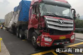 业务太忙保险续保拖了拖，半挂车司机要自掏腰包2万多图片