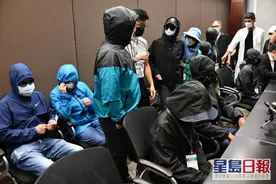 乱港分子涉偷渡被捕，“家属”开记者会要内地放人图片