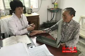 27年！年行1000公里！福州这个女医生，好样的图片