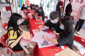 深信院迎来近800名本科新生，致力打造“全链条”高素质人才培养高地图片