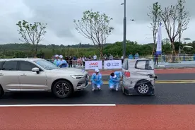 关注智博会丨自动紧急制动挑战赛：“鬼探头”考到众多“选手”图片