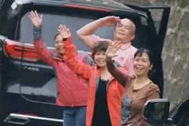 暖！与人民子弟兵相遇的瞬间图片