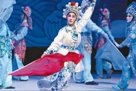 改编经典剧目、让戏曲走进校园，粤剧演员吴非凡——老剧唱出新味道图片