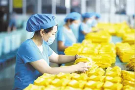 一双袜子的“逆袭”图片