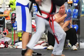 隐秘于民间的草根运动—中国式摔跤图片