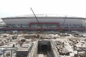 上海浦东足球场阶段性交付使用，首秀迎英雄联盟全球总决赛