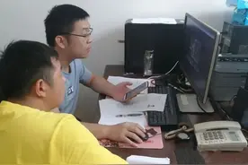 雨夜，他对独行女子又亲又抱……离异单身男被抓后说：一时没忍住图片
