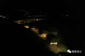 空地协同！西藏军区某旅组织全要素实兵实弹演练图片