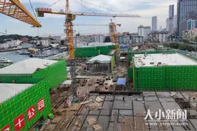 烟台海上世界“款款走来”！芝罘湾广场首栋单体建筑年底投用图片