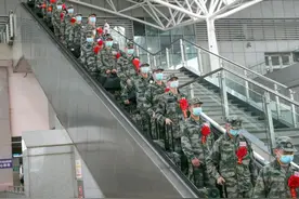 新兵大学生征集比例创新高！上海今天欢送一批新兵入伍图片