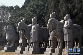 遥看王朝背影：繁华，并未雨打风吹尽图片