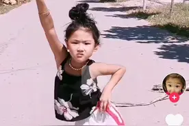 脚变形仍坚持跳舞的7岁女孩住院等候检查和手术：脚好后当舞蹈家图片