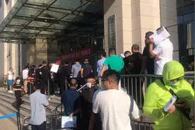 豫V AD727！今日第一张豫V号牌挂牌 郑州开启豫A、豫V双号牌时代图片