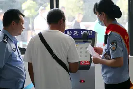 豫VA00V0！郑州保时捷车主选到豫V吉祥号图片